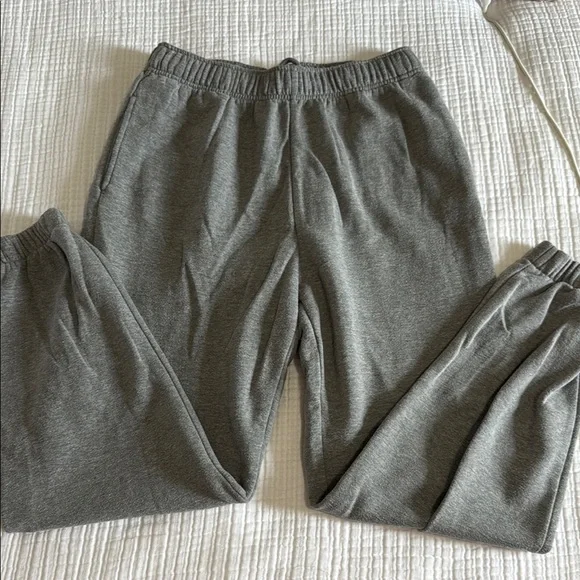 Target Wild Fable Women’s Gray Sweatpants- Size M - Picture 1 of 2